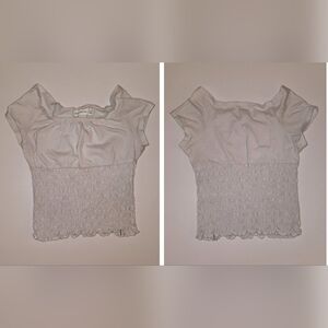 Abercrombie 9/10 white t-shirt